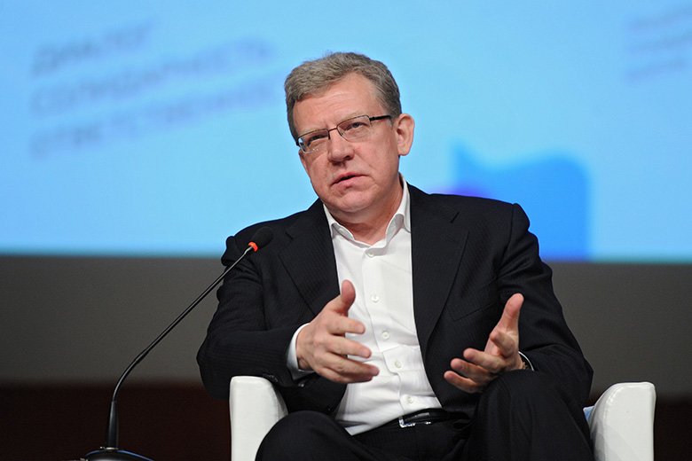 Кудрин видит риск падение нефти до $50 за баррель