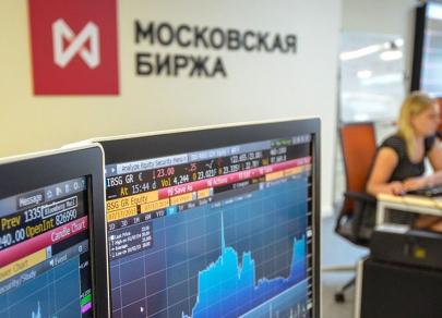 Инвесторы вывели с российского рынка акций $1 млрд